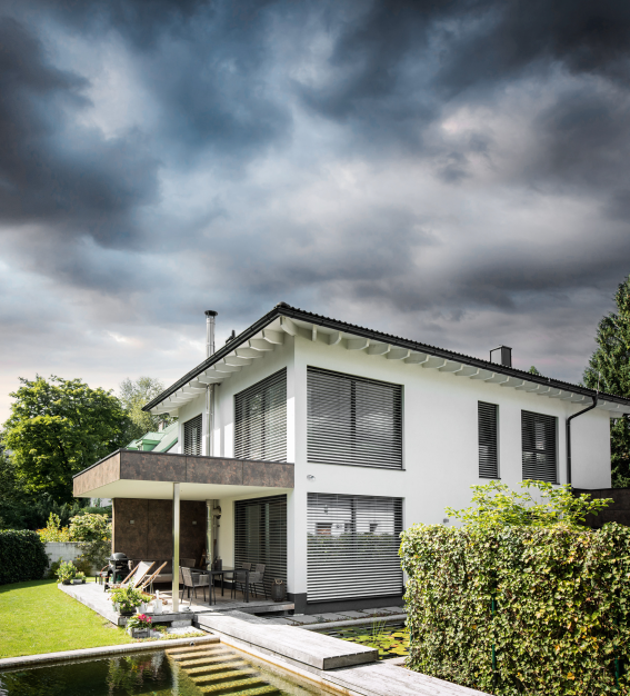Raffstore-ausen-Familienhaus_05  